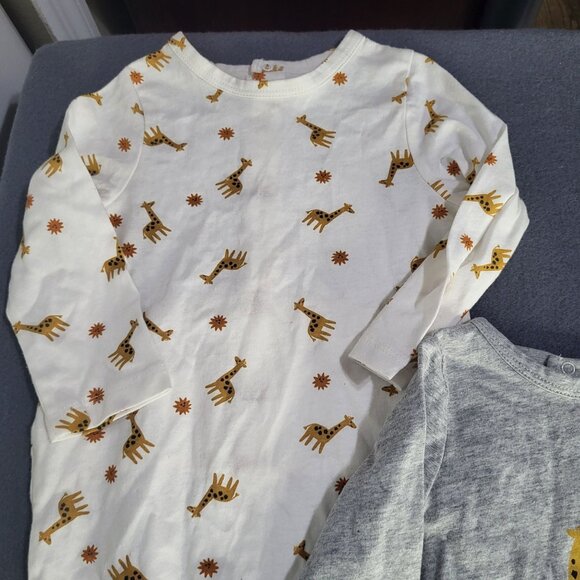 bout'chou Unisex Baby Footie Sleepers One Piece 2 pc set Giraffe Zoo Animals NWT - Picture 3 of 4